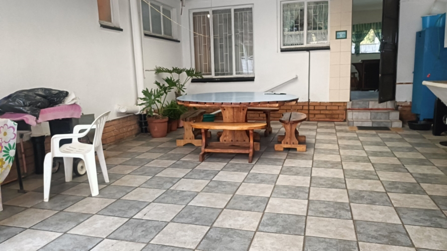 4 Bedroom Property for Sale in Wilkoppies North West